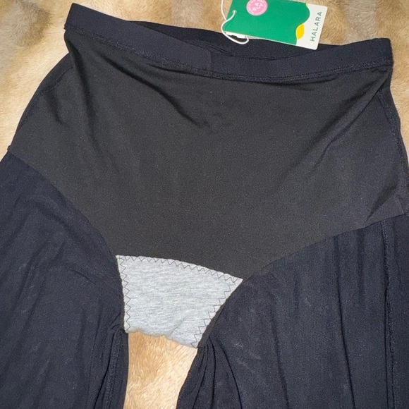 HALARA set - Picture 6 of 8